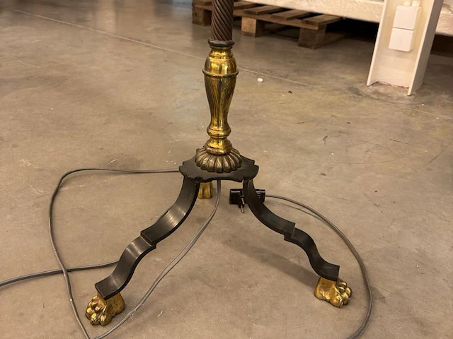 Antieke lamp - afbeelding 2 van  3
