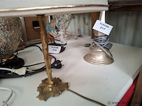 Antieke lampadaire - afbeelding 2 van  2