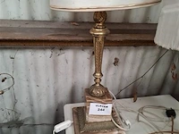Antieke lampadaire - afbeelding 1 van  2