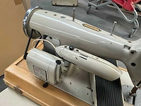 Antieke naaimachine ravat 129 - afbeelding 2 van  13