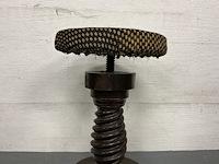 Antieke pianostoel: barlay twist met 3 dierenpoten (verstelbaar) - afbeelding 2 van  3