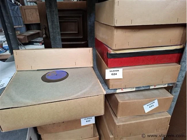 Antieke platen - afbeelding 1 van  2