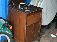 Antieke platenspeler - afbeelding 1 van  6