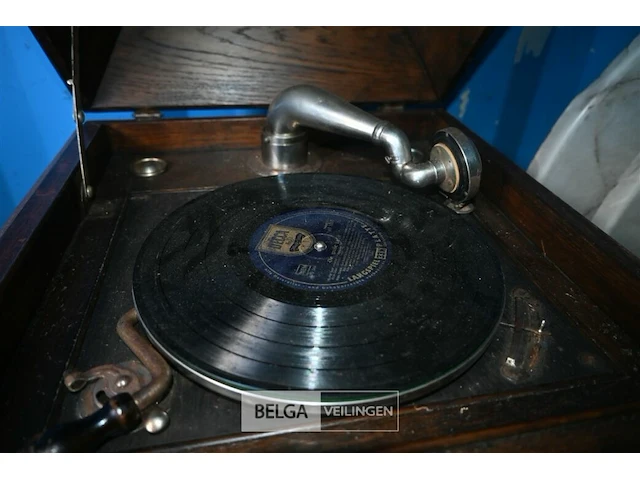 Antieke platenspeler - afbeelding 3 van  6