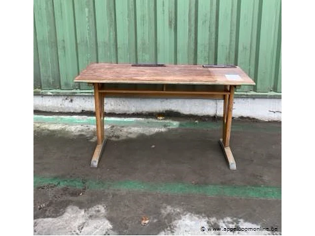 Antieke schoolbank afm plm 129 x 50 x 71 cm - afbeelding 2 van  2