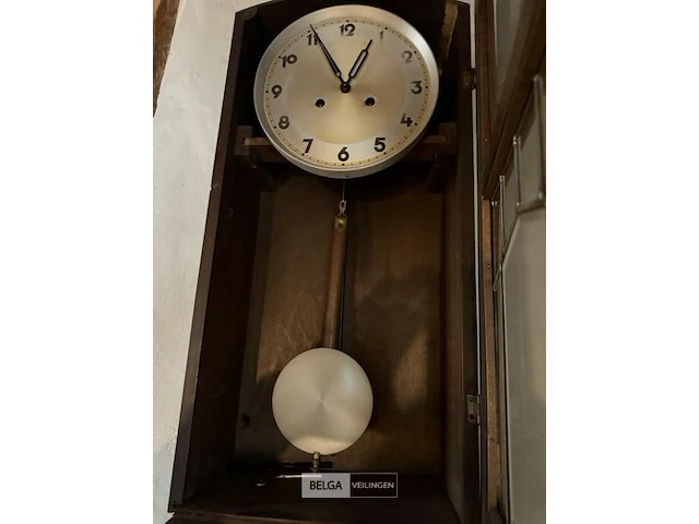 Antieke slingerklok - afbeelding 2 van  2