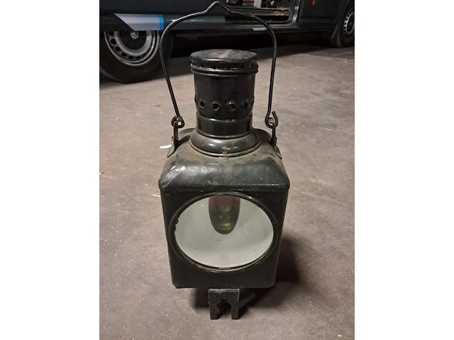 Antieke spoorweglamp petrolium metaal jaren 1960 - afbeelding 1 van  6