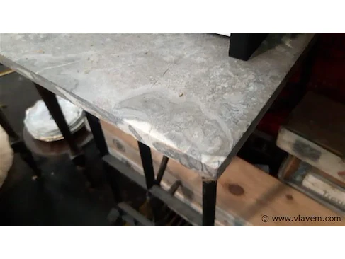 Div. activa uit inboedels en falingen: wo. brocante, meubelen, verzamelobjecten, antiek, decoratie, vintage, elektro enz.