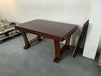 Antieke tafel