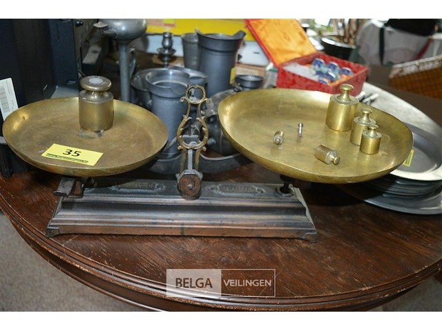 Antieke weegschaal - afbeelding 1 van  4