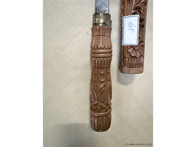 Antieke zwaard - hout - afbeelding 3 van  4