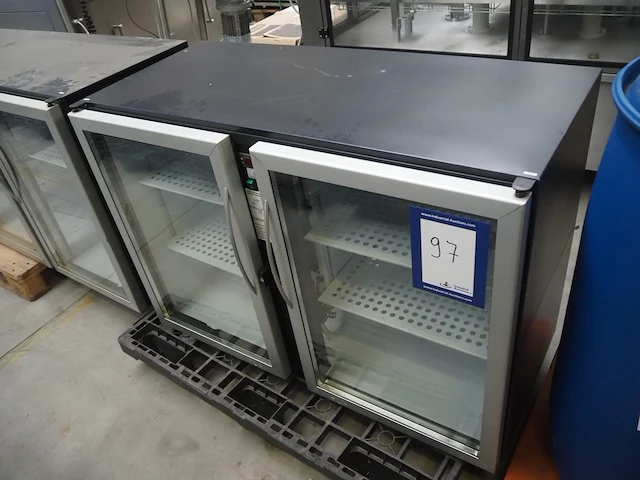 Antoine - afbeelding 1 van  8