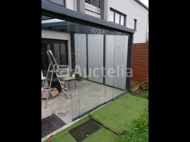 Antracietgrijze aluminium veranda in gelaagde beglazing 4 m x 3,75 m (gedemonteerd op schragen) - afbeelding 4 van  13
