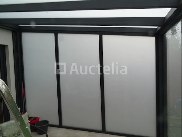 Antracietgrijze aluminium veranda in gelaagde beglazing 4 m x 3,75 m (gedemonteerd op schragen) - afbeelding 12 van  13