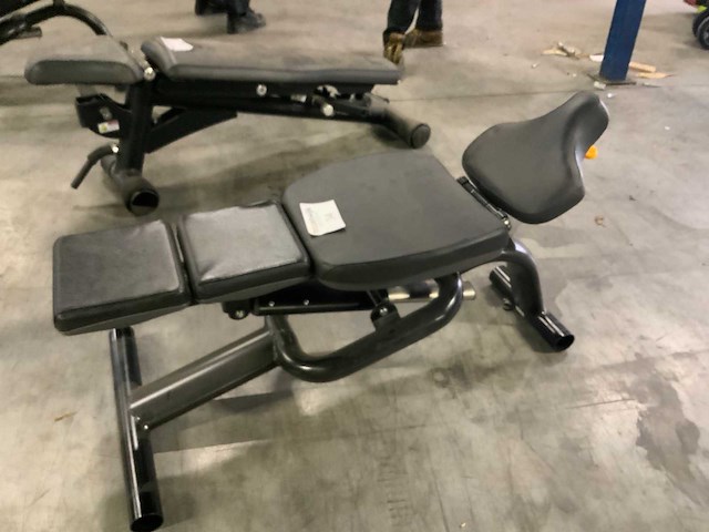 Ap adjustable bench krachtstation - afbeelding 2 van  4
