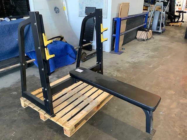 Ap bench press nieuw krachtstation - afbeelding 1 van  4