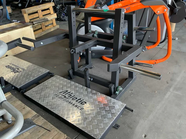 Ap black line belt squat krachtstation - afbeelding 2 van  5