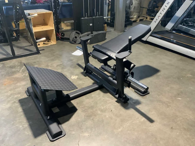 Ap blackline hip truster krachtstation - afbeelding 1 van  7