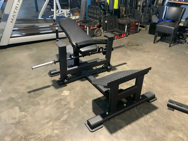 Ap blackline hip truster krachtstation - afbeelding 7 van  7
