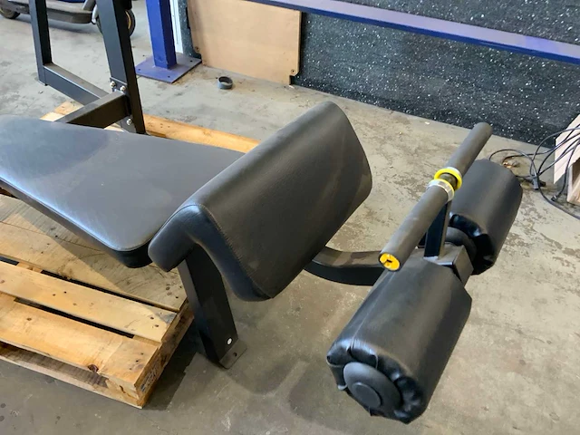 Ap decline bench press nieuw krachtstation - afbeelding 3 van  6