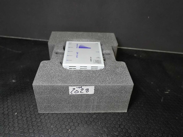 Apantac - distribution amplifier 1:4 dp1.2 - video - afbeelding 1 van  3