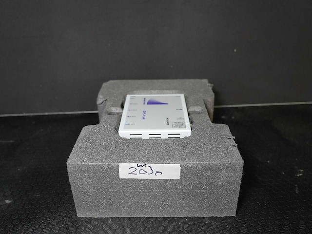 Apantac - distribution amplifier 1:4 dp1.2 - video - afbeelding 1 van  3