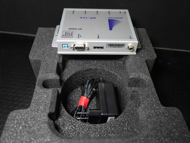 Apantac - distribution amplifier 1:4 dp1.2 - video - afbeelding 2 van  3