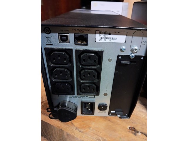 Apc computer noodstrooml back up - afbeelding 2 van  4