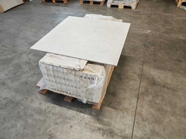 Ape ama grigio mat vloertegel 90x90 cm 6,48 m² - afbeelding 6 van  8