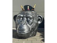 Apenkop als champagne emmer / bloempot (gemengd gebruik) old silver h70cm - afbeelding 1 van  2