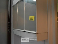 Apotheekkastje met inhoud - afbeelding 3 van  3