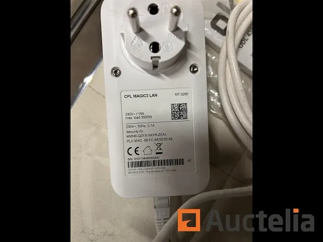 Apparaat voor wifi-netwerk en voo-connector - afbeelding 1 van  4