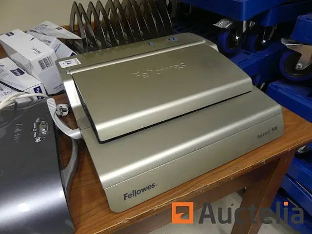 Apparatuur kantoorautomatisering verschillend - afbeelding 12 van  14