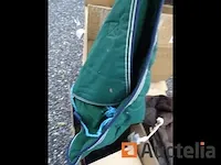 Apparatuur voor 2 paarden en apparatuur voor ruiters - afbeelding 20 van  65
