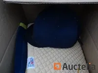 Apparatuur voor 2 paarden en apparatuur voor ruiters - afbeelding 39 van  65