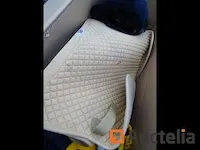 Apparatuur voor 2 paarden en apparatuur voor ruiters - afbeelding 48 van  65