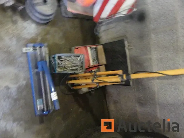 Apparatuur - afbeelding 4 van  4