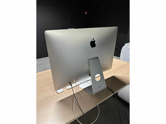 Apple imac 27 retina 5k - 3,8ghz i7 10e - 32gb - radeon 5700xt - 1tb ssd - afbeelding 4 van  6