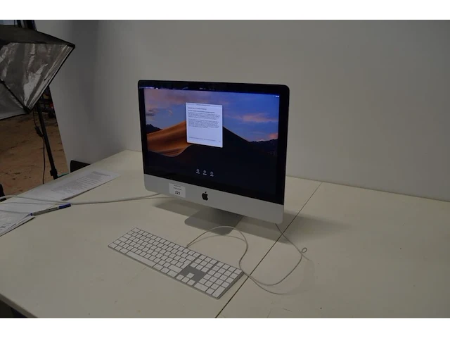 Apple imac c02n66/m9f8j2/emc n.2638 met toetsenbord (9) - afbeelding 3 van  6