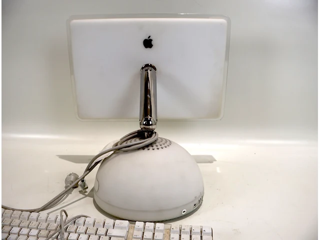 Apple imac g4 - afbeelding 3 van  5