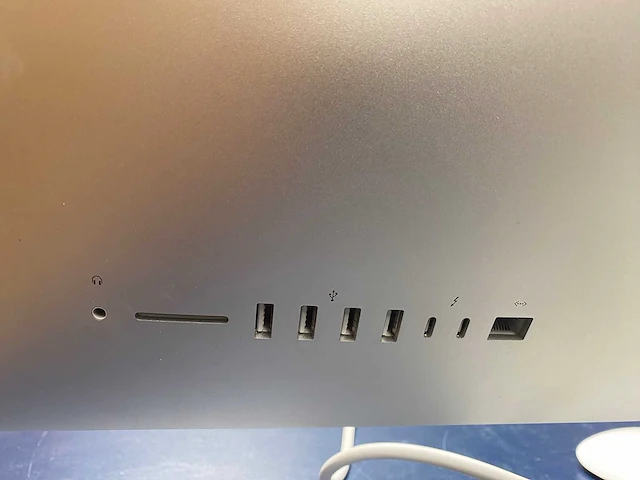 Apple imac retina 5k 27inch 2017, model a1419 emc 3070 - afbeelding 4 van  4