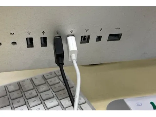 Apple imac - afbeelding 6 van  9