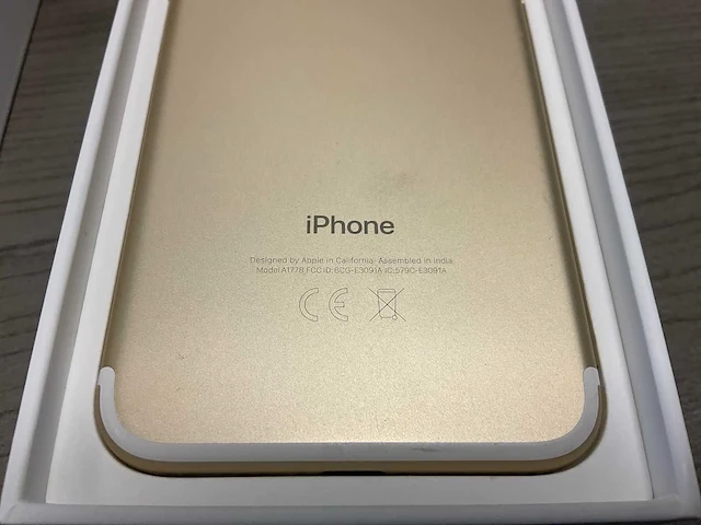Apple iphone 7, gold, 32 gb (a1778) smartphone - afbeelding 4 van  5
