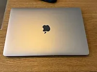 Apple laptop - afbeelding 3 van  6