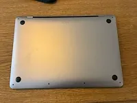 Apple laptop - afbeelding 4 van  6