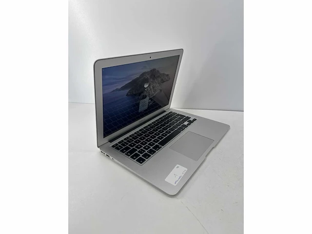 Apple macbook air 13.3” core i5 gen 4 4gb ram 128gb ssd - afbeelding 2 van  6
