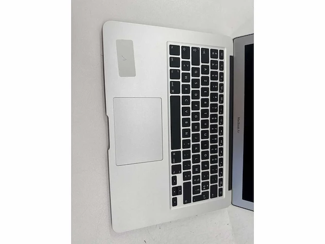 Apple macbook air 13.3” core i5 gen 5 4gb ram 128gb ssd - afbeelding 7 van  8