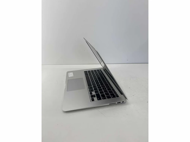 Apple macbook air 13.3” core i5 gen 5 8gb ram 128gb ssd - afbeelding 6 van  10
