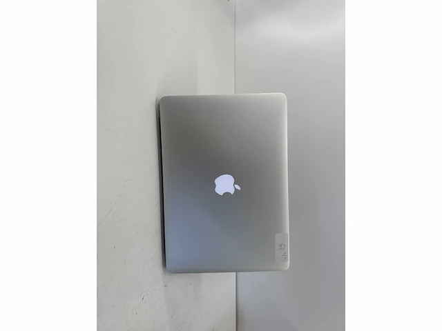 Apple macbook air 13.3” core i5 gen 5 8gb ram 128gb ssd - afbeelding 4 van  9