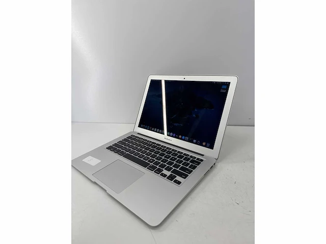 Apple macbook air 13.3” core i5 gen 5 8gb ram 128gb ssd - afbeelding 2 van  7